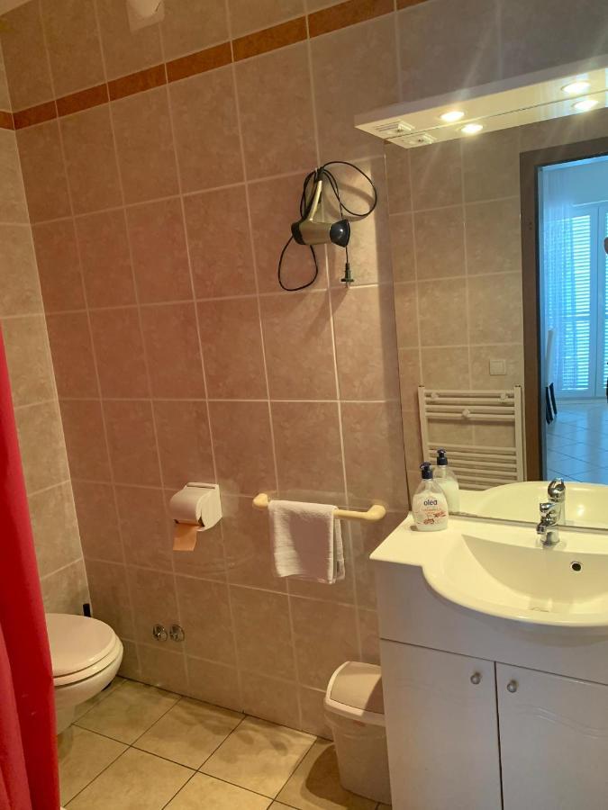 Sobe I Apartmani Til Crikvenica Extérieur photo