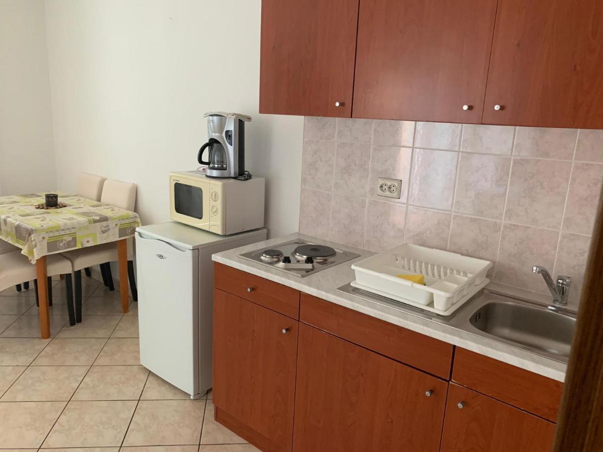 Sobe I Apartmani Til Crikvenica Extérieur photo